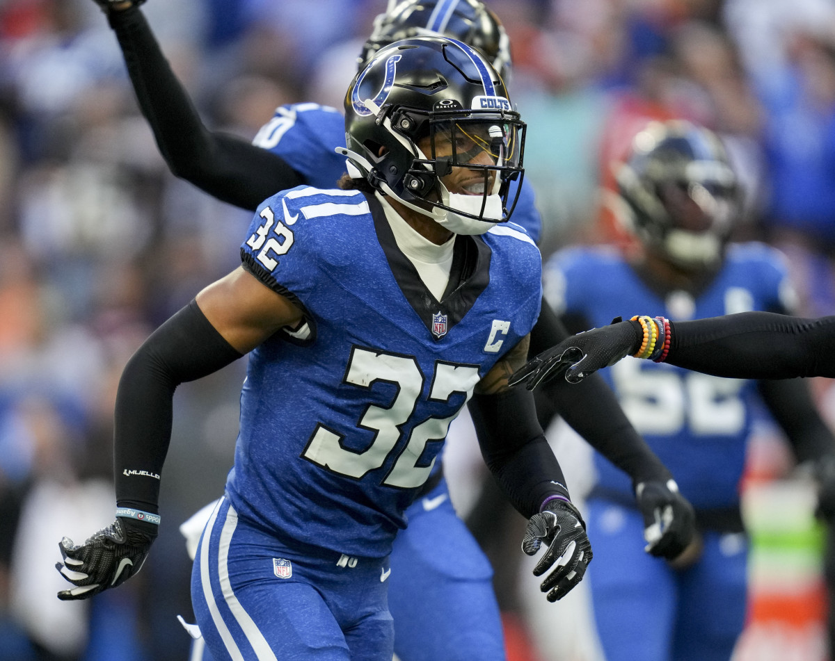 Oct 22, 2023; Indianapolis, Indiana, USA; Indianapolis Colts safety Julian Blackmon (32) runs down field after intercepting a pass during a game against the Cleveland Browns at Lucas Oil Stadium. Mandatory Credit: Bob Scheer-USA TODAY Sports